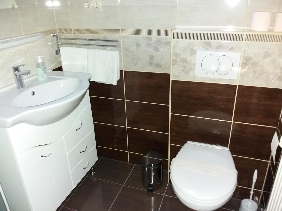 Kaiser Apartman Hévíz Exterior foto
